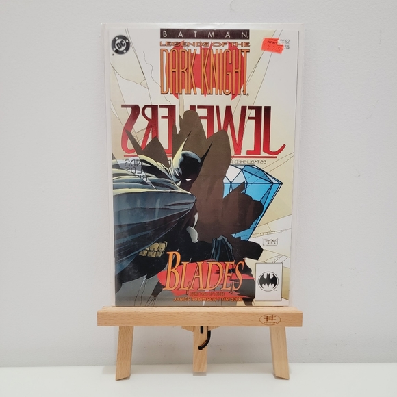 DC Comics Batman : Legends of the Dark Knight comicbooks. - Picture 4 of 6